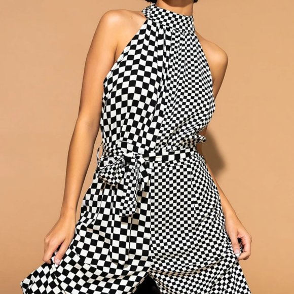 She’s Everything Checkered Jumpsuit NWT (size large) - Picture 9 of 12